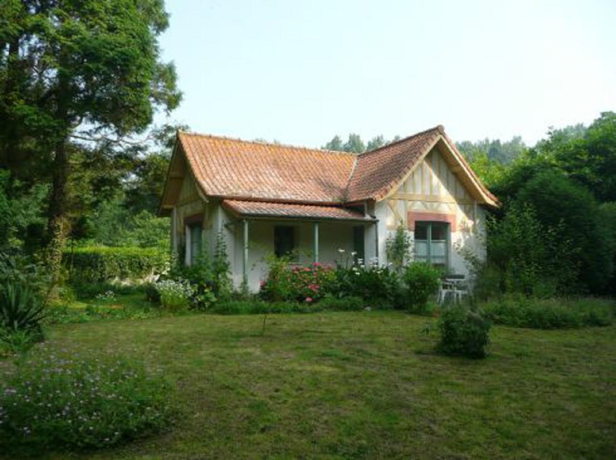 Manoir De Bois En Ardres Bed & Breakfast Dış mekan fotoğraf