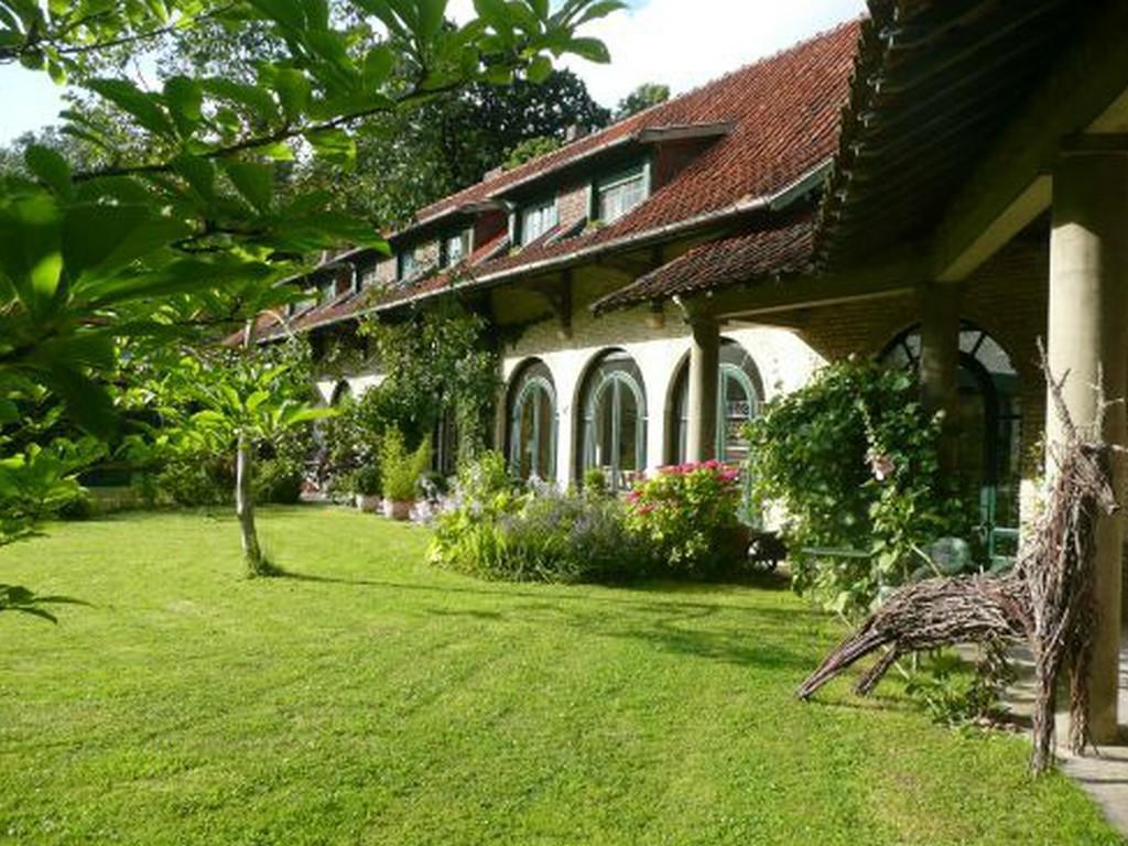 Manoir De Bois En Ardres Bed & Breakfast Dış mekan fotoğraf