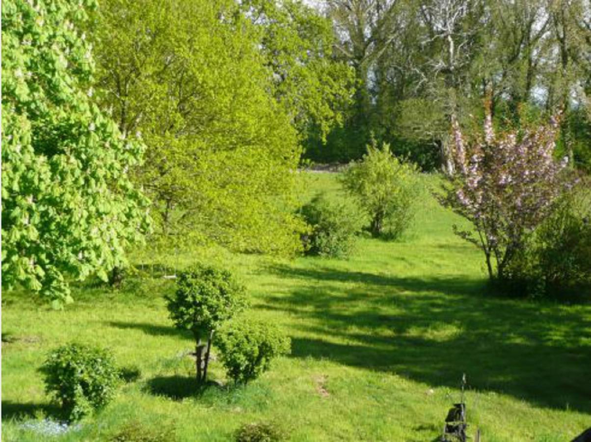 Manoir De Bois En Ardres Bed & Breakfast Dış mekan fotoğraf