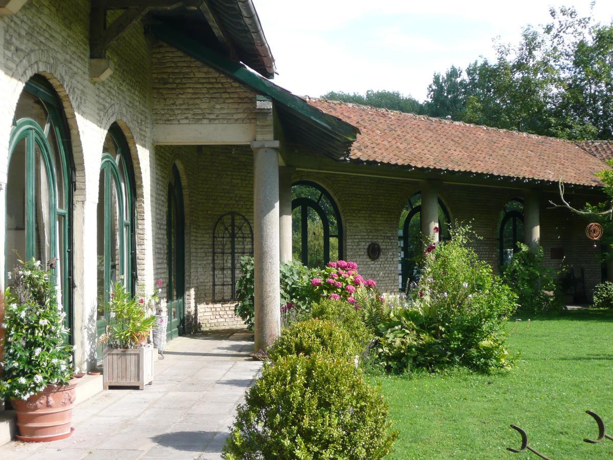 Manoir De Bois En Ardres Bed & Breakfast Dış mekan fotoğraf